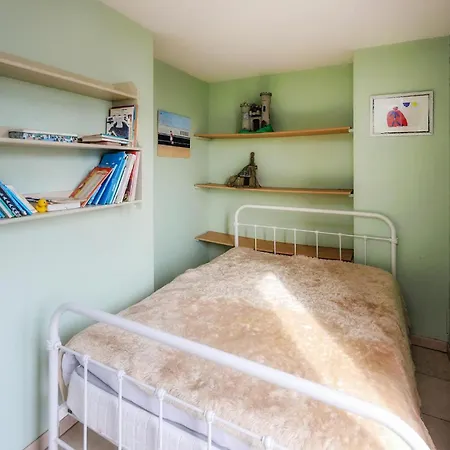 Apartamento Awesome In *